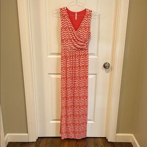 Sleeveless Orange Chevron Maxi Dress